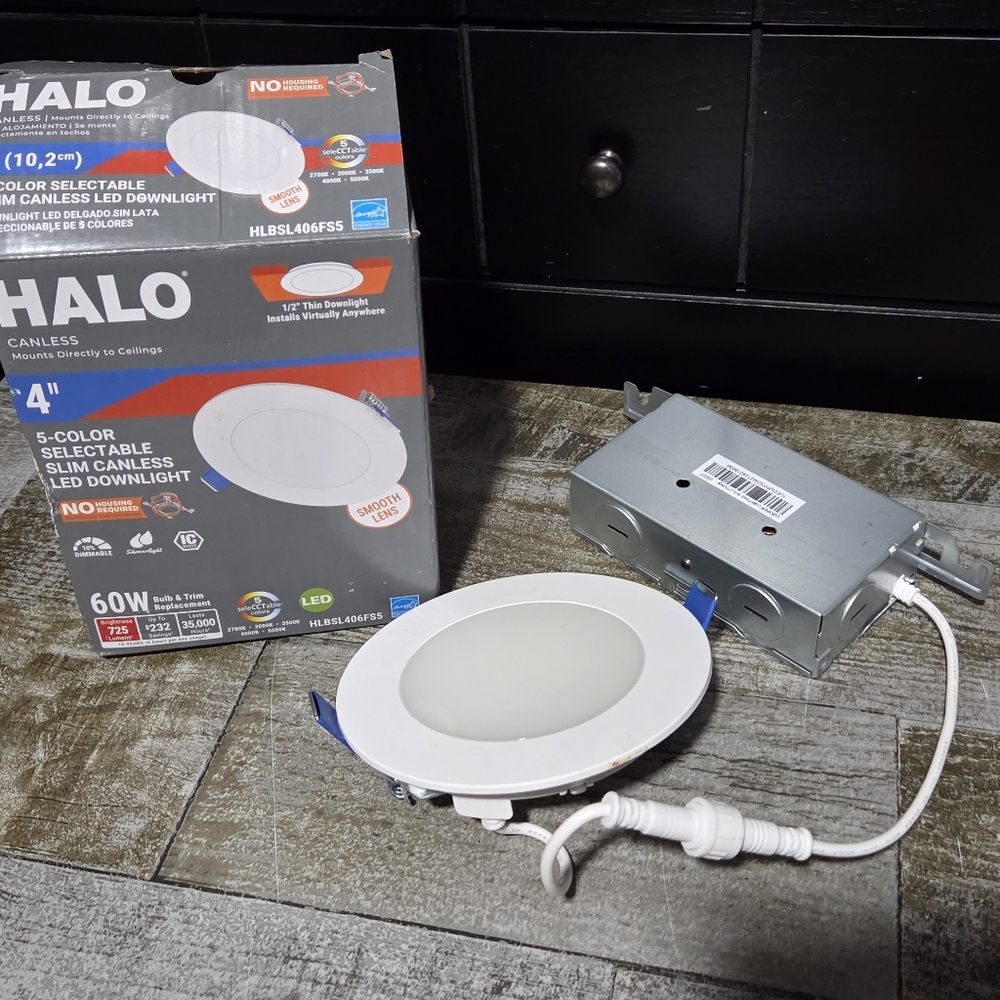 Halo Matte White 4 in. W LED Canless Recessed Downlight 8.3 W